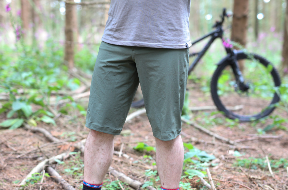 7Mesh Men's Slab Shorts review | off-road.cc